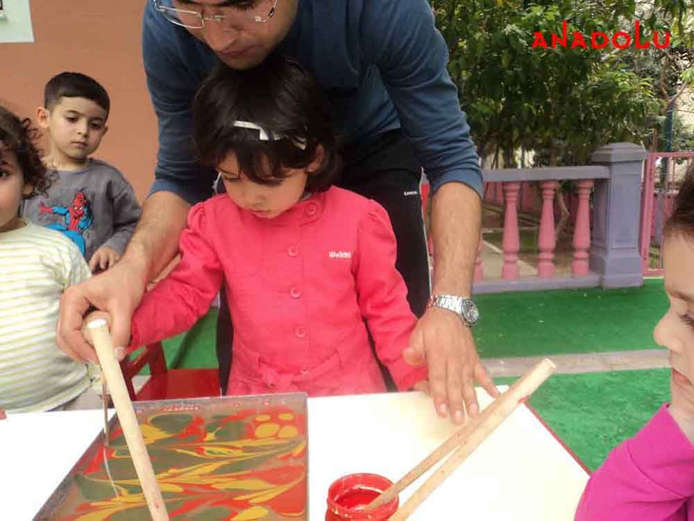 Çocuklarla Ebru Dersleri Başladı Çanakkalede