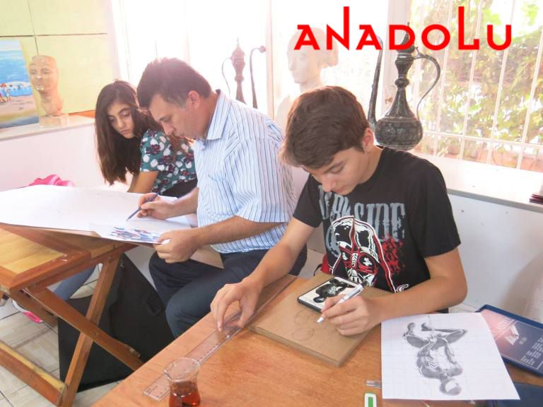 Hobi Grupları Karakalem Çalışmaları Çanakkalede