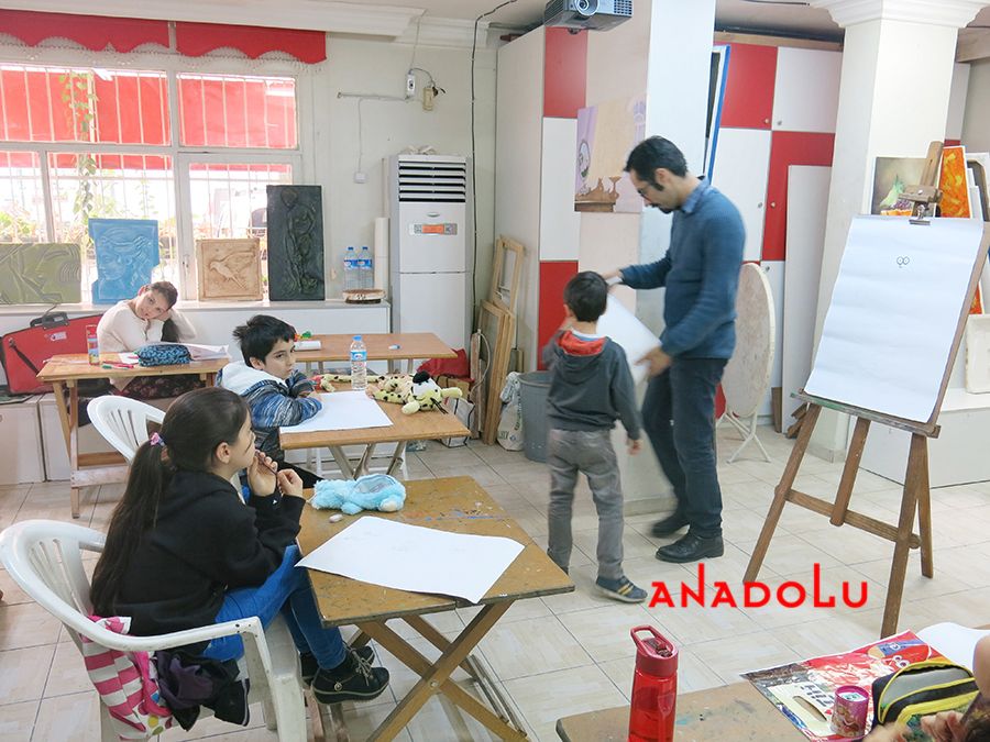 Çocuklar İçin Karakalem Kursları Çanakkalede