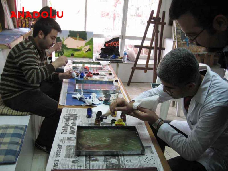 Ebru Kursunda Çalışanlar Çanakkalede