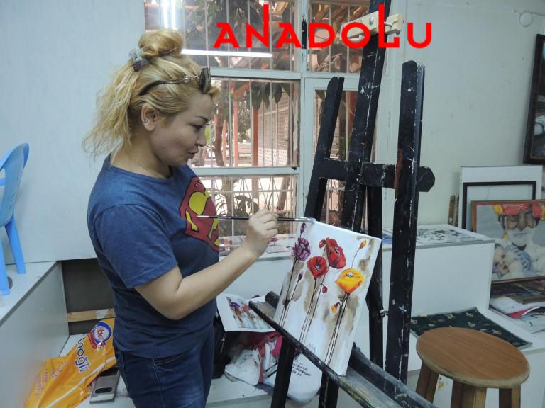 Hobi Grubu Dersi Yağlıboya Çiçekler Çanakkalede
