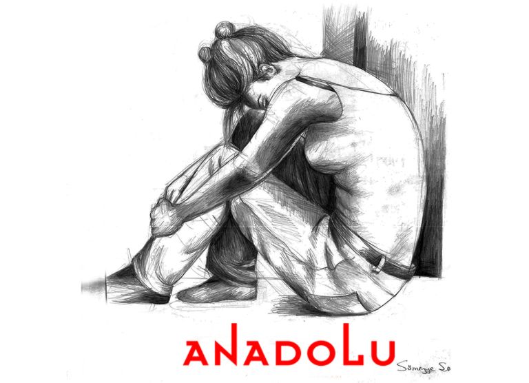 Karakalem Kadın Model Çizimi Çanakkale